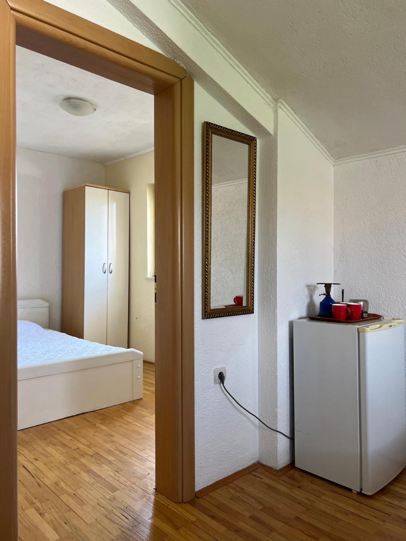 Veljanoski Apartment